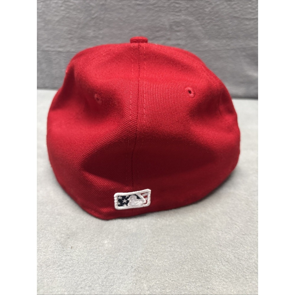 Miami Marlins Hat Cap Fitted 7 1/2 Red Logo 4th July Stars & Stripes MLB New Era - Picture 3 of 7
